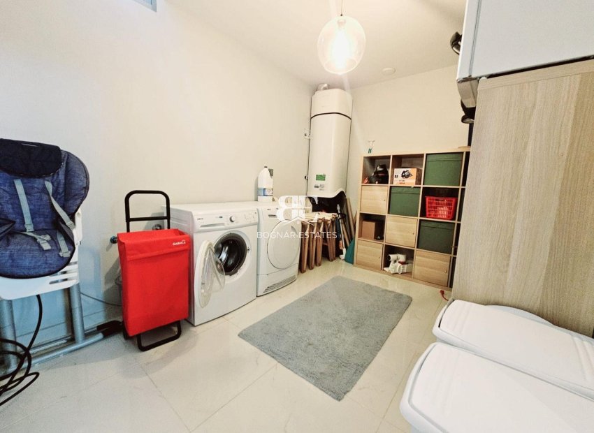 Resale - Villa -
Orihuela Costa - Villamartín