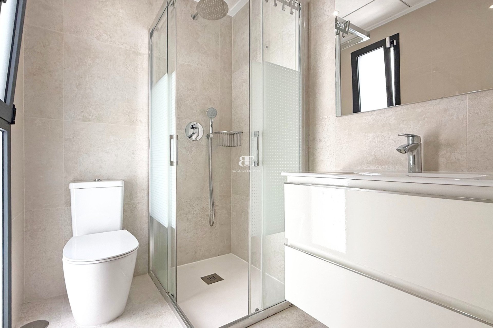 Resale - Villa -
Orihuela Costa - Villamartín