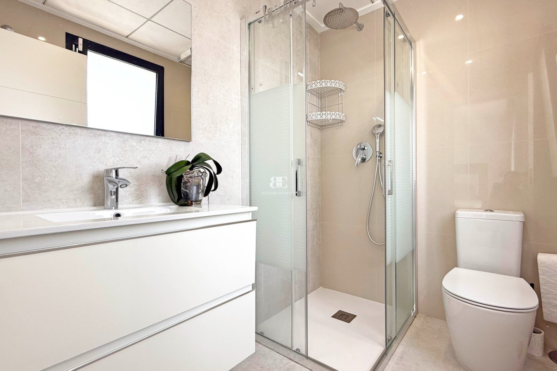Resale - Villa -
Orihuela Costa - Villamartín