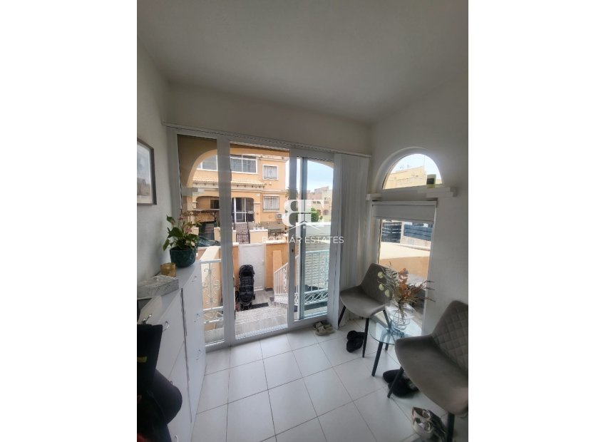 Resale - Villa -
Orihuela Costa - Villamartín