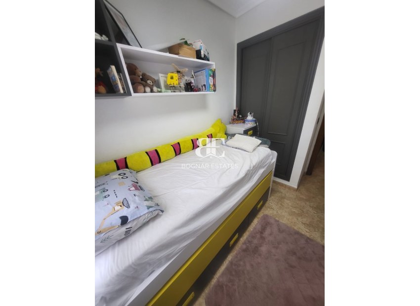 Resale - Villa -
Orihuela Costa - Villamartín