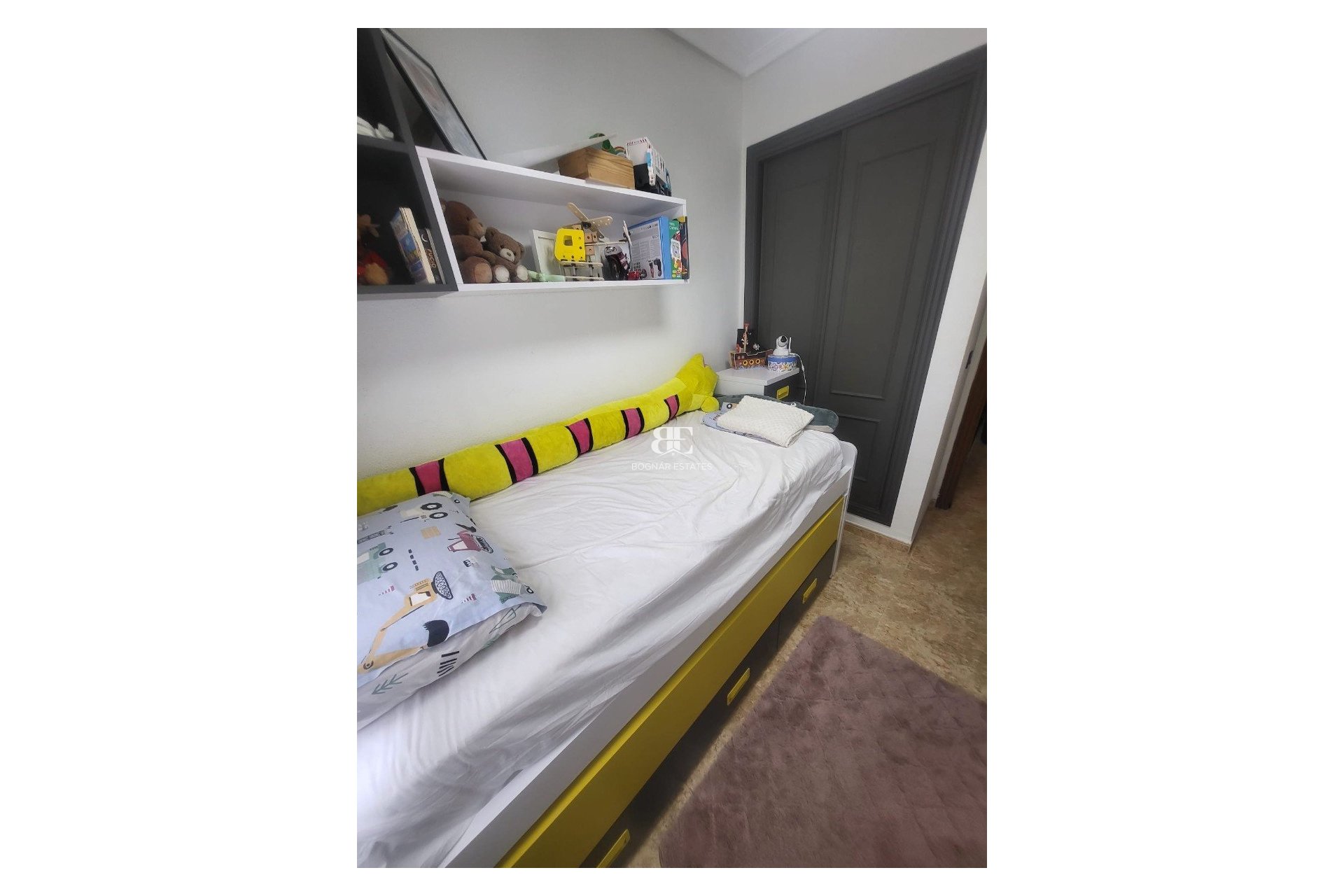 Resale - Villa -
Orihuela Costa - Villamartín