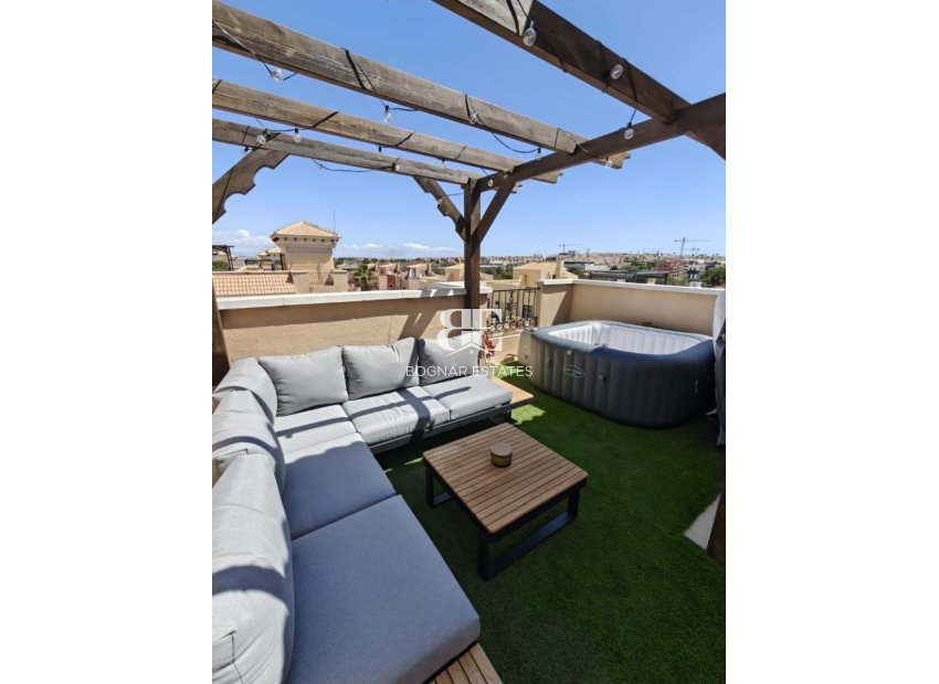 Resale - Villa -
Orihuela Costa - Villamartín