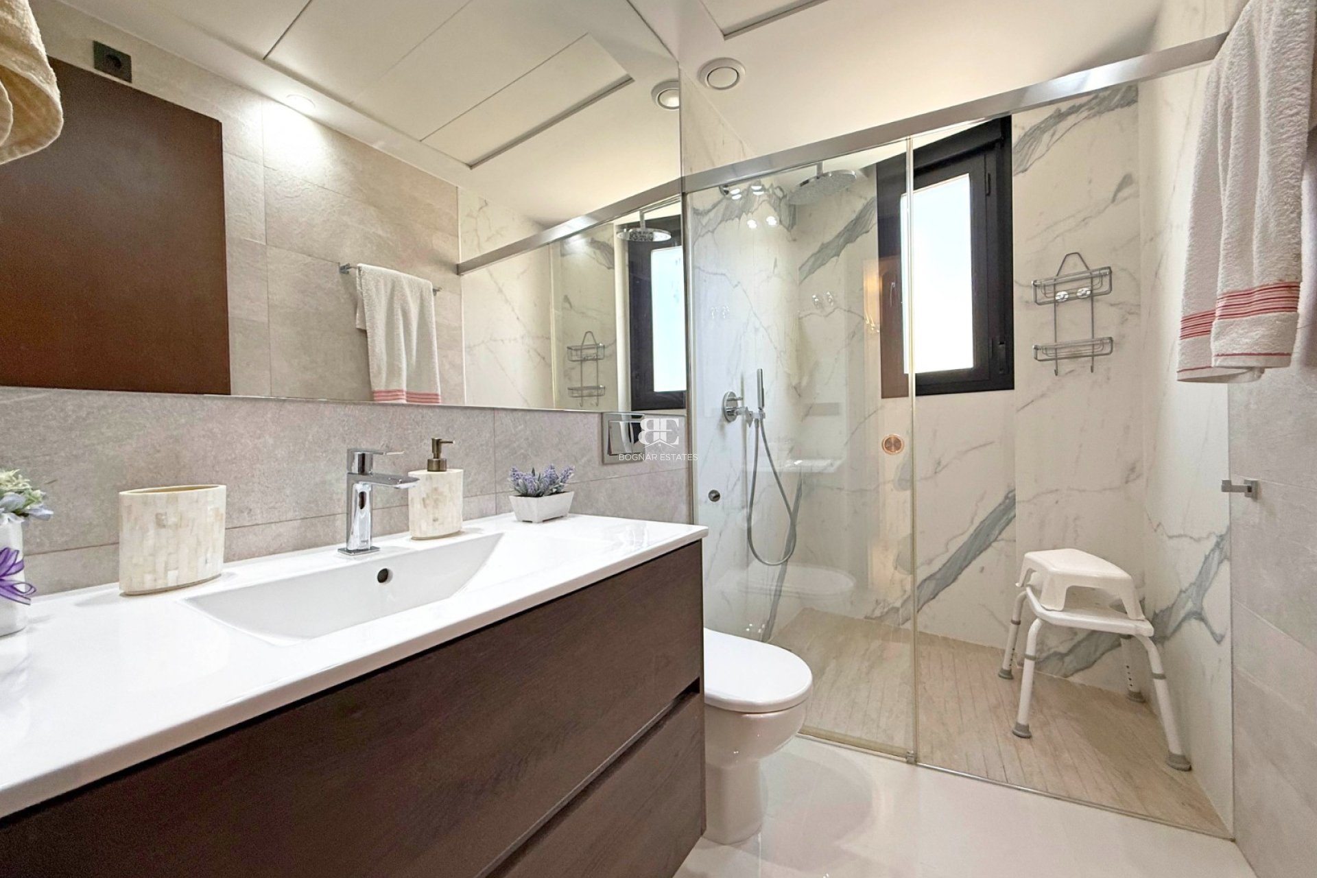Resale - Villa -
Orihuela Costa - Villamartín