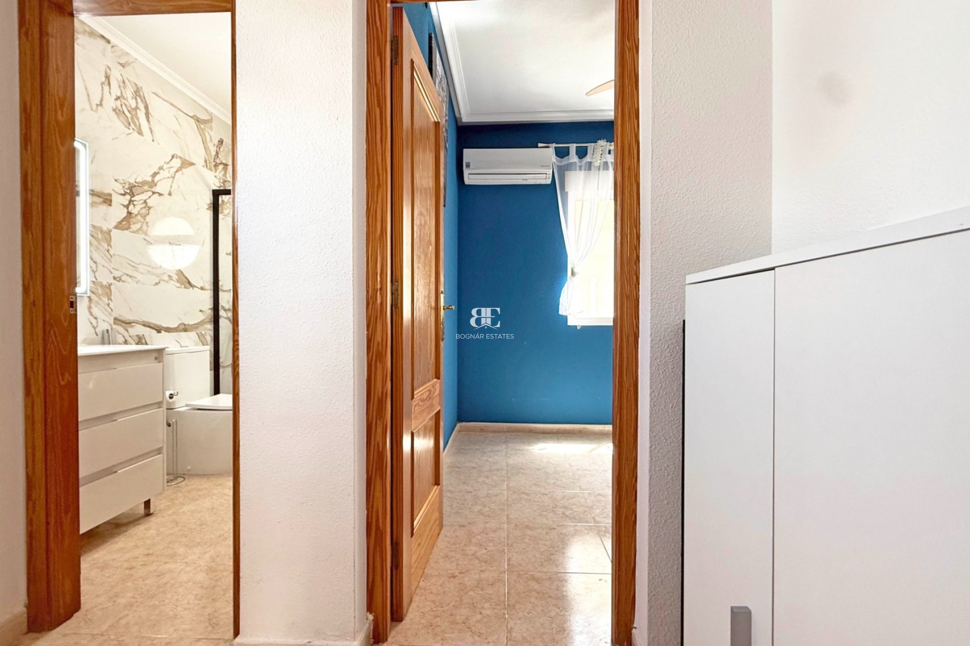 Resale - Villa -
Orihuela Costa - Villamartín