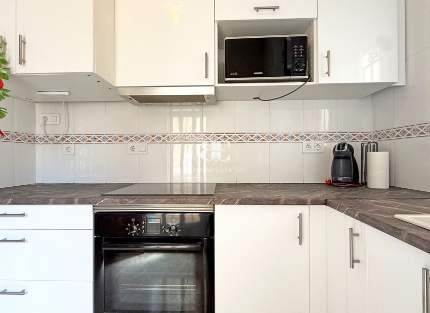 Resale - Villa -
Orihuela Costa - Villamartín