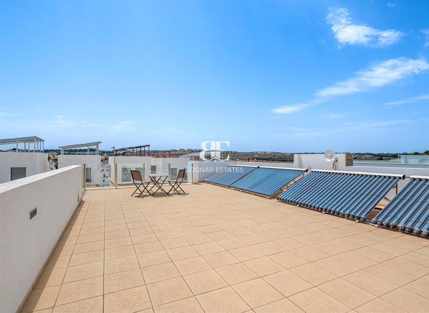 Resale - Villa -
Orihuela Costa - Villamartín