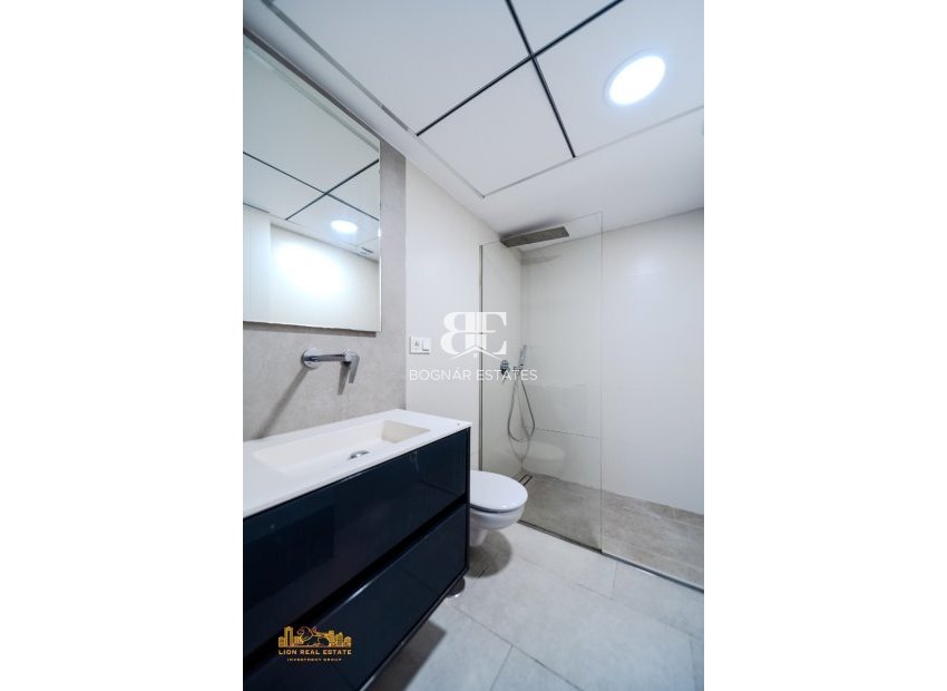 Resale - Villa -
Orihuela Costa - Villamartín