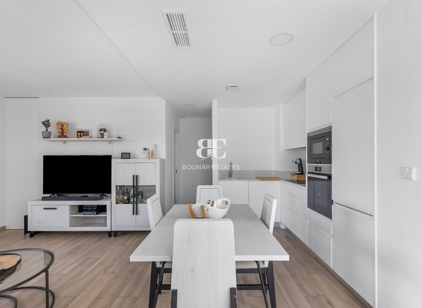 Resale - Villa -
Orihuela Costa - Vistabella