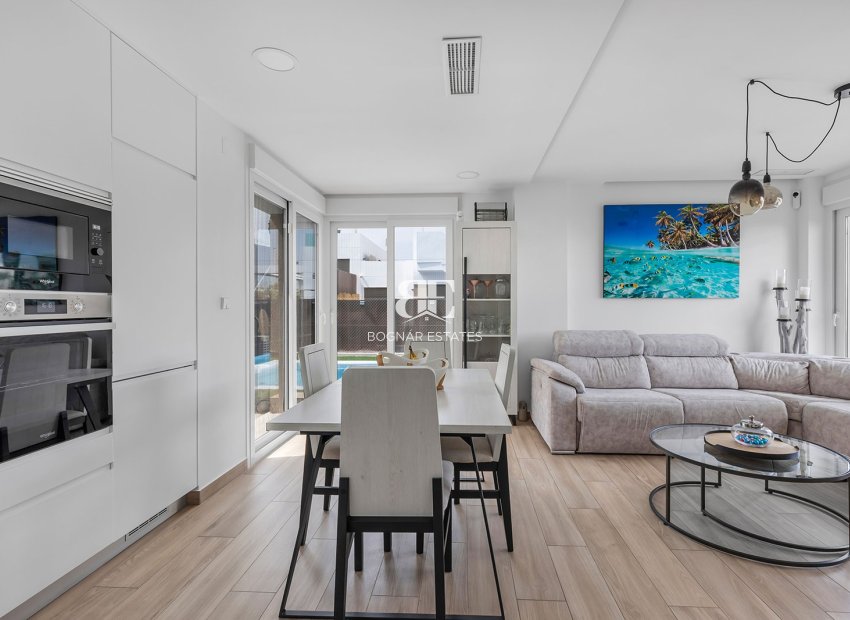 Resale - Villa -
Orihuela Costa - Vistabella