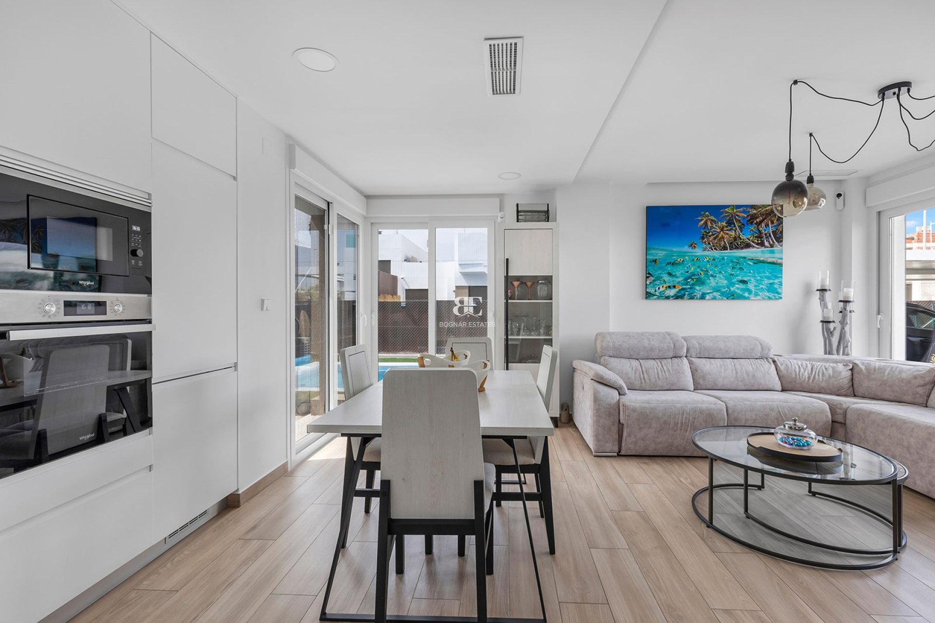 Resale - Villa -
Orihuela Costa - Vistabella