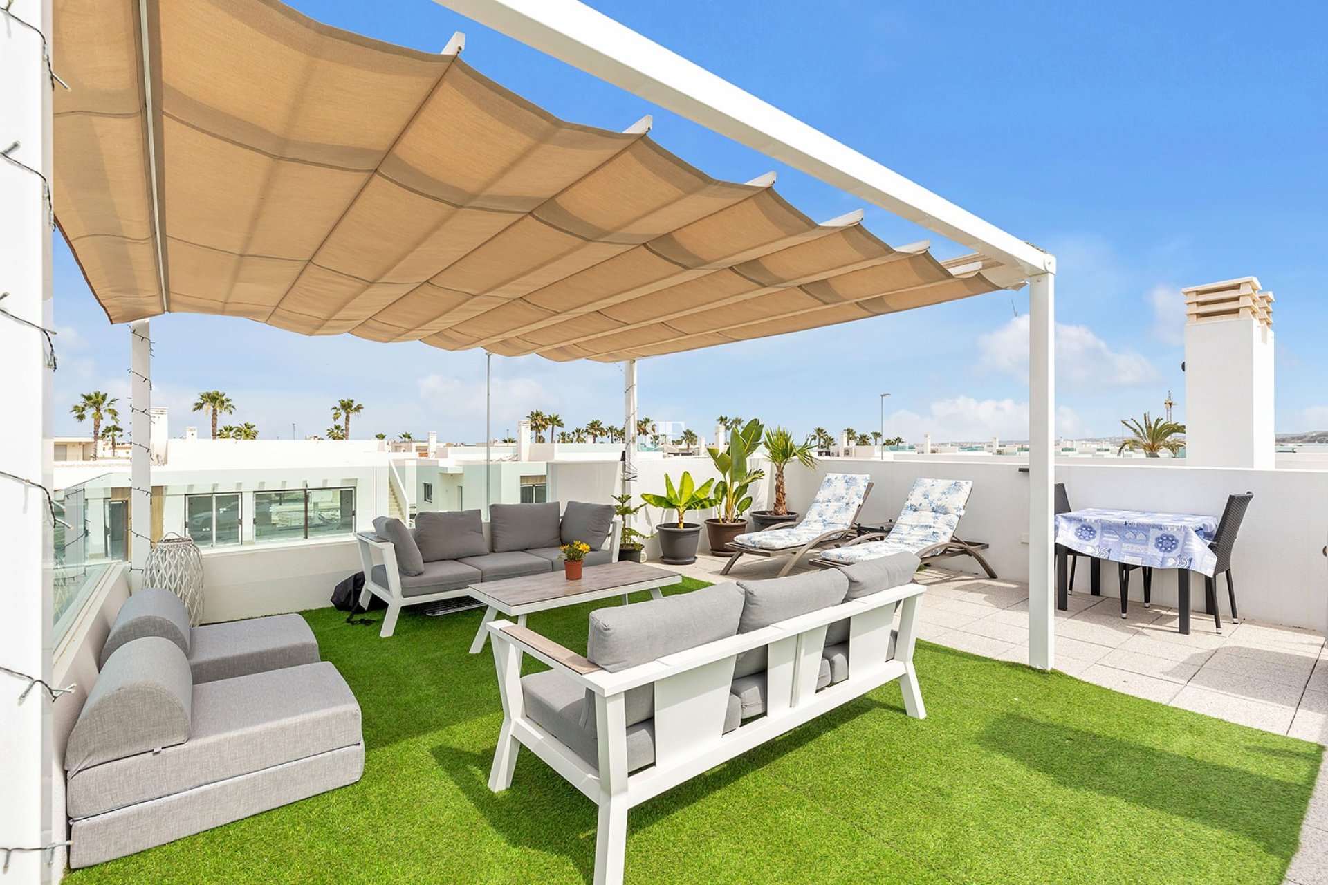 Resale - Villa -
Orihuela Costa - Vistabella