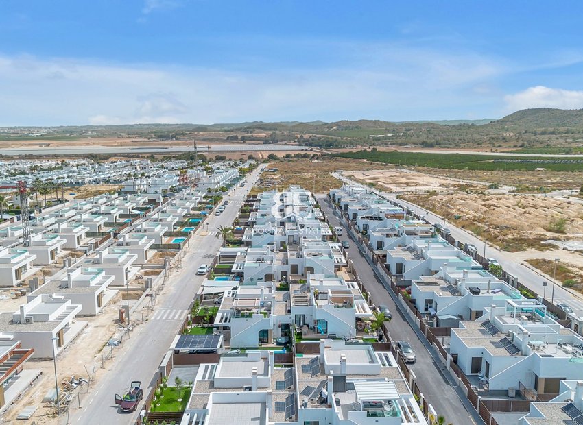 Resale - Villa -
Orihuela Costa - Vistabella