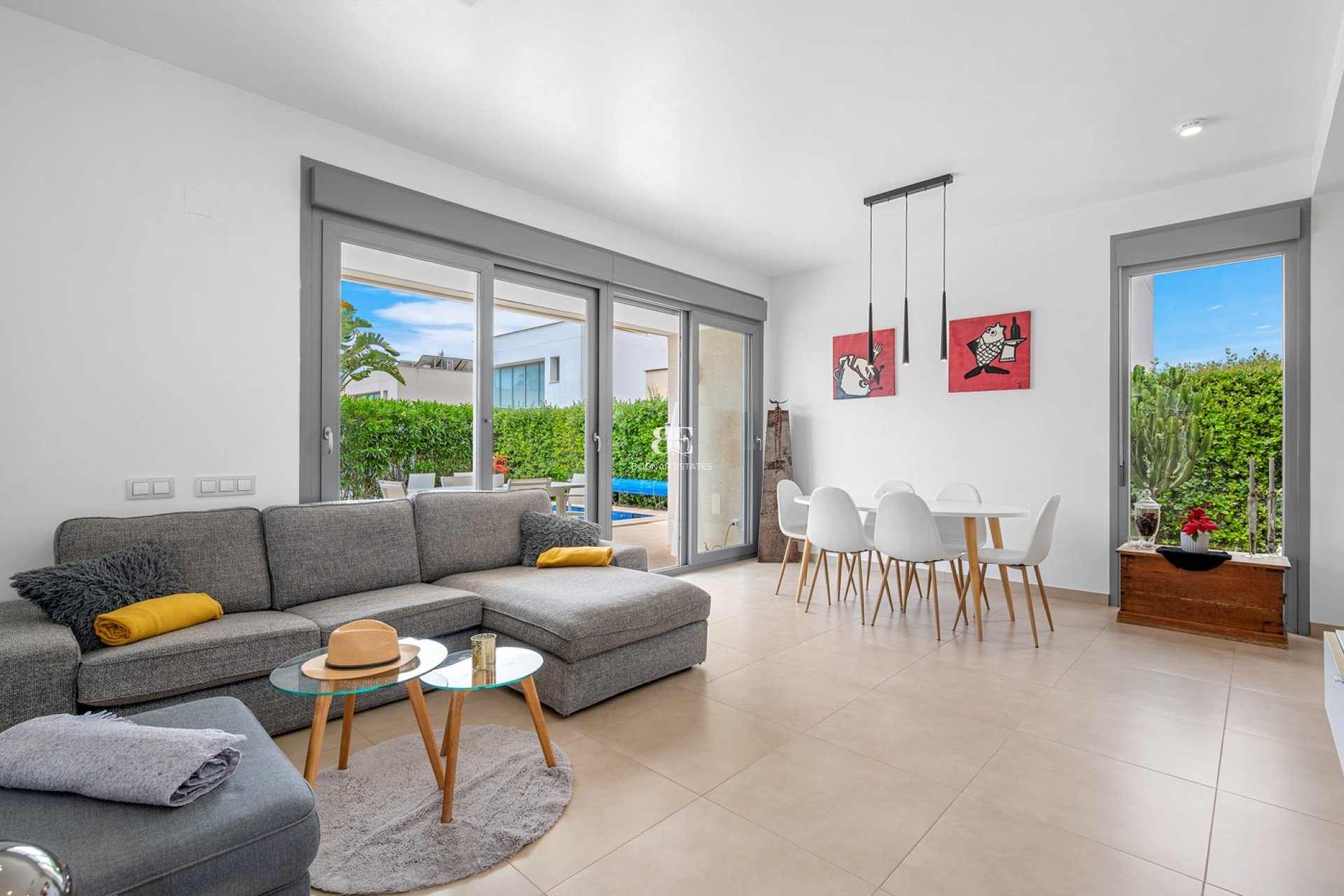 Resale - Villa -
Orihuela Costa - Vistabella