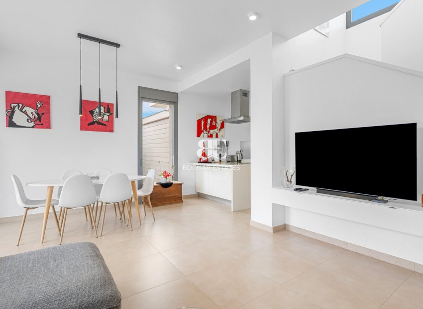 Resale - Villa -
Orihuela Costa - Vistabella