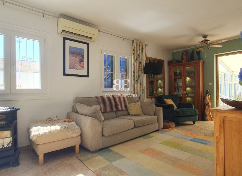Resale - Villa -
Orihuela - La Florida