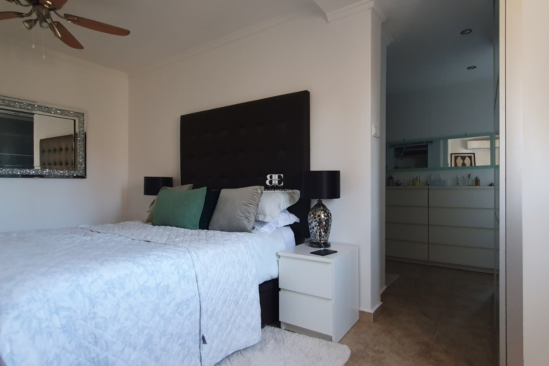 Resale - Villa -
Orihuela - La Florida