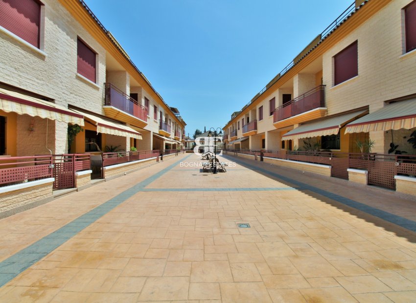 Resale - Villa -
Orihuela - Los Desamparados