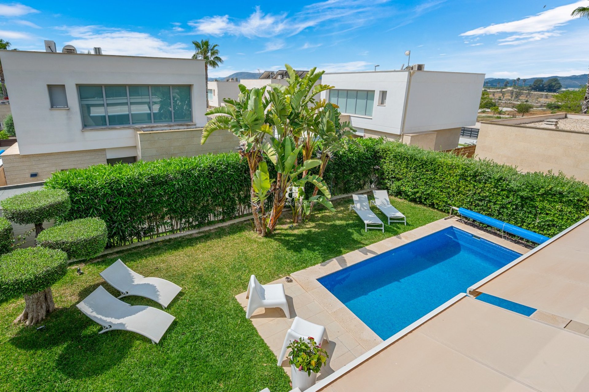 Resale - Villa -
Orihuela - Vistabella