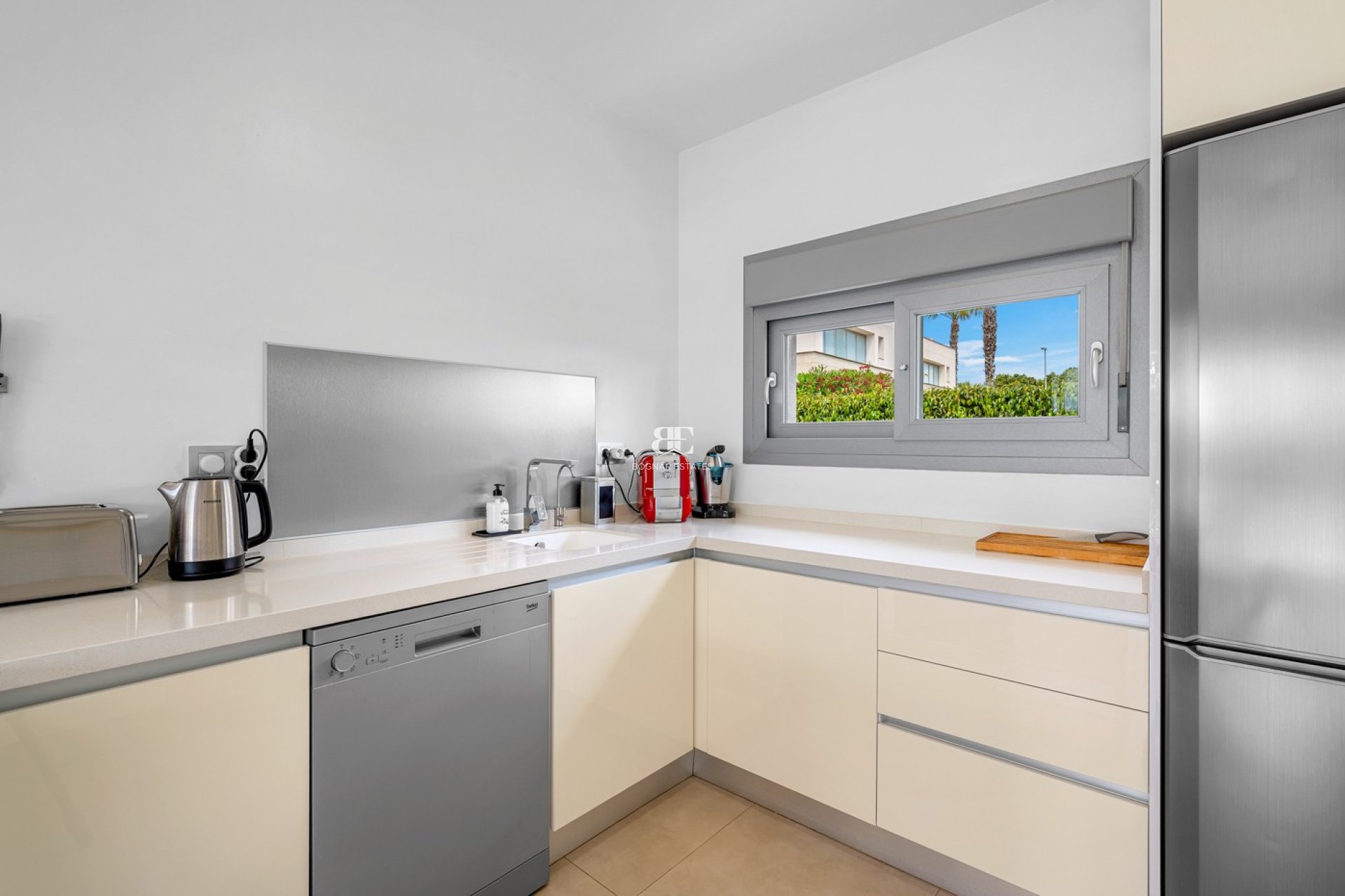 Resale - Villa -
Orihuela - Vistabella