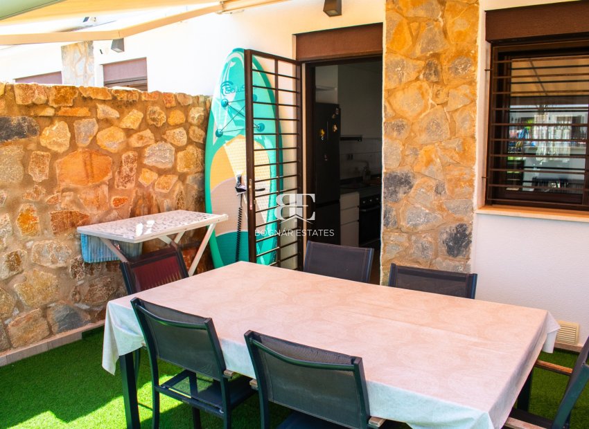 Resale - Villa -
Pilar de la Horadada - Torre de la Horadada