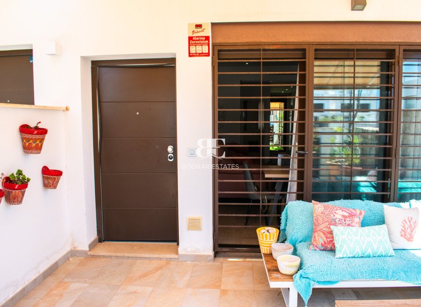 Resale - Villa -
Pilar de la Horadada - Torre de la Horadada