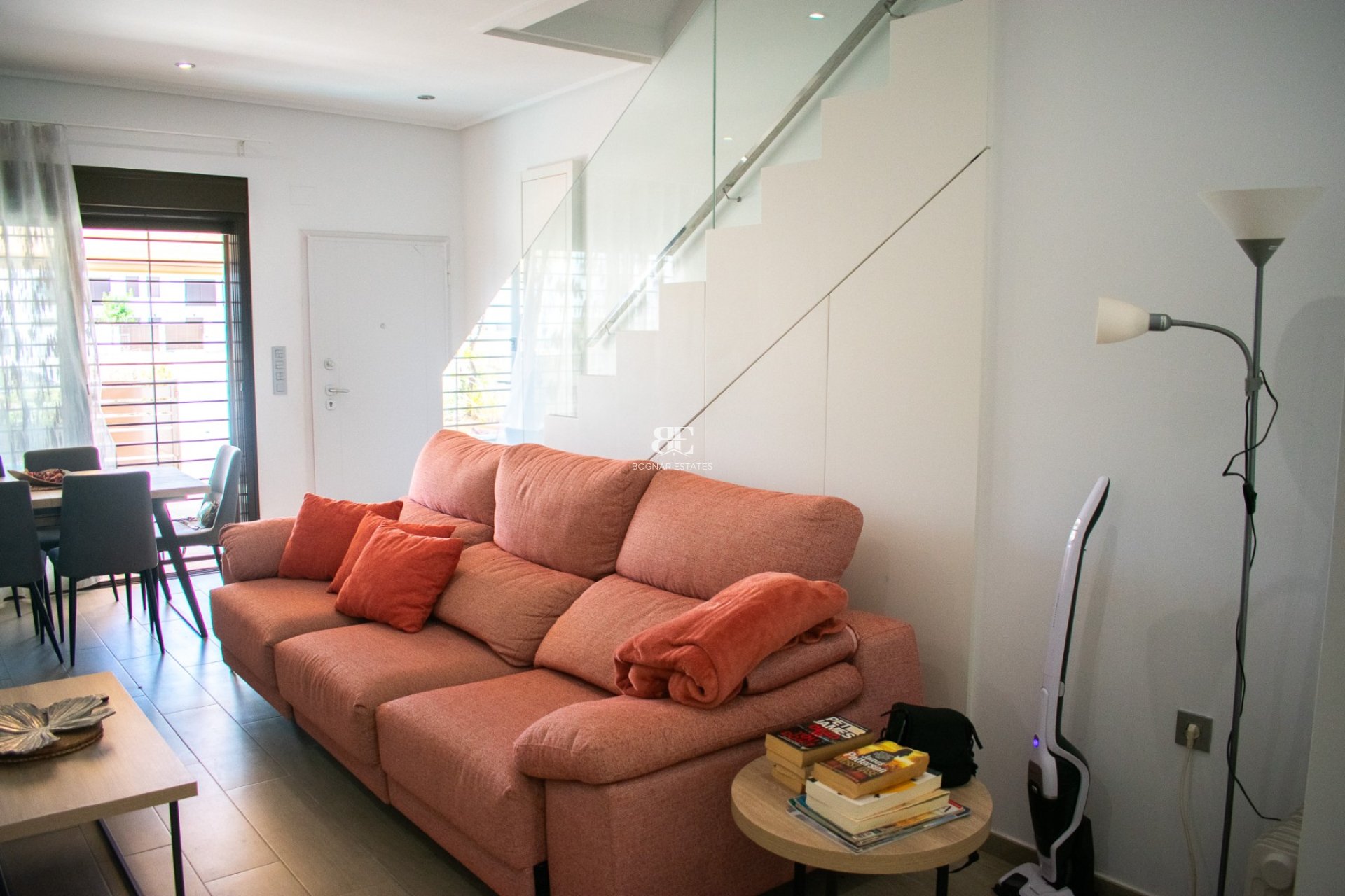Resale - Villa -
Pilar de la Horadada - Torre de la Horadada