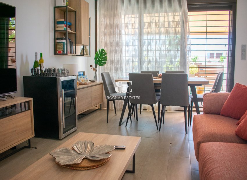 Resale - Villa -
Pilar de la Horadada - Torre de la Horadada