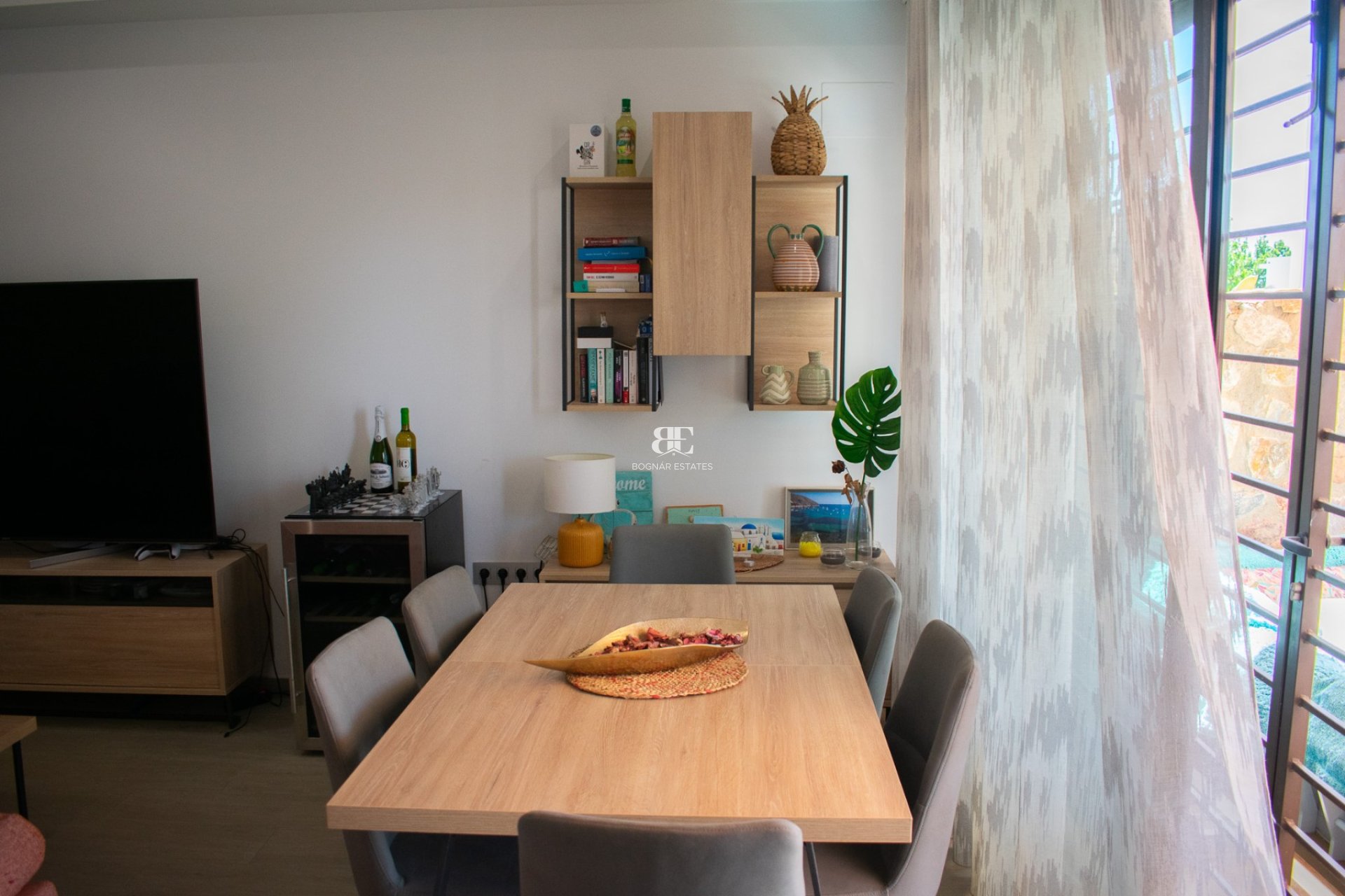 Resale - Villa -
Pilar de la Horadada - Torre de la Horadada