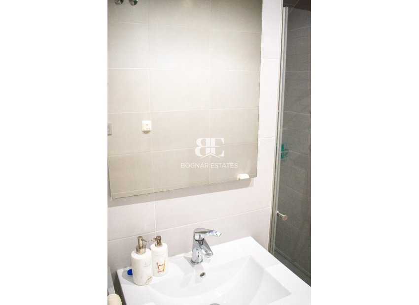 Resale - Villa -
Pilar de la Horadada - Torre de la Horadada