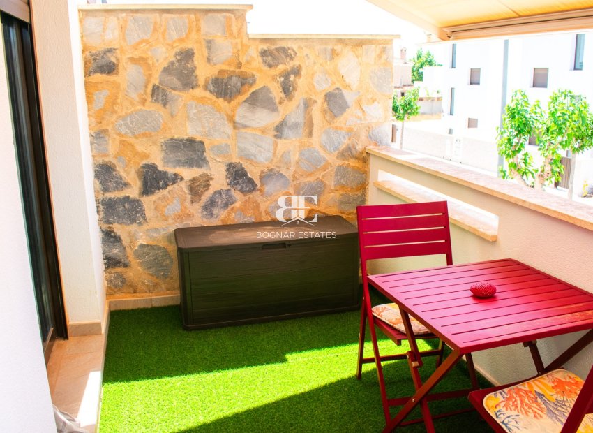 Resale - Villa -
Pilar de la Horadada - Torre de la Horadada