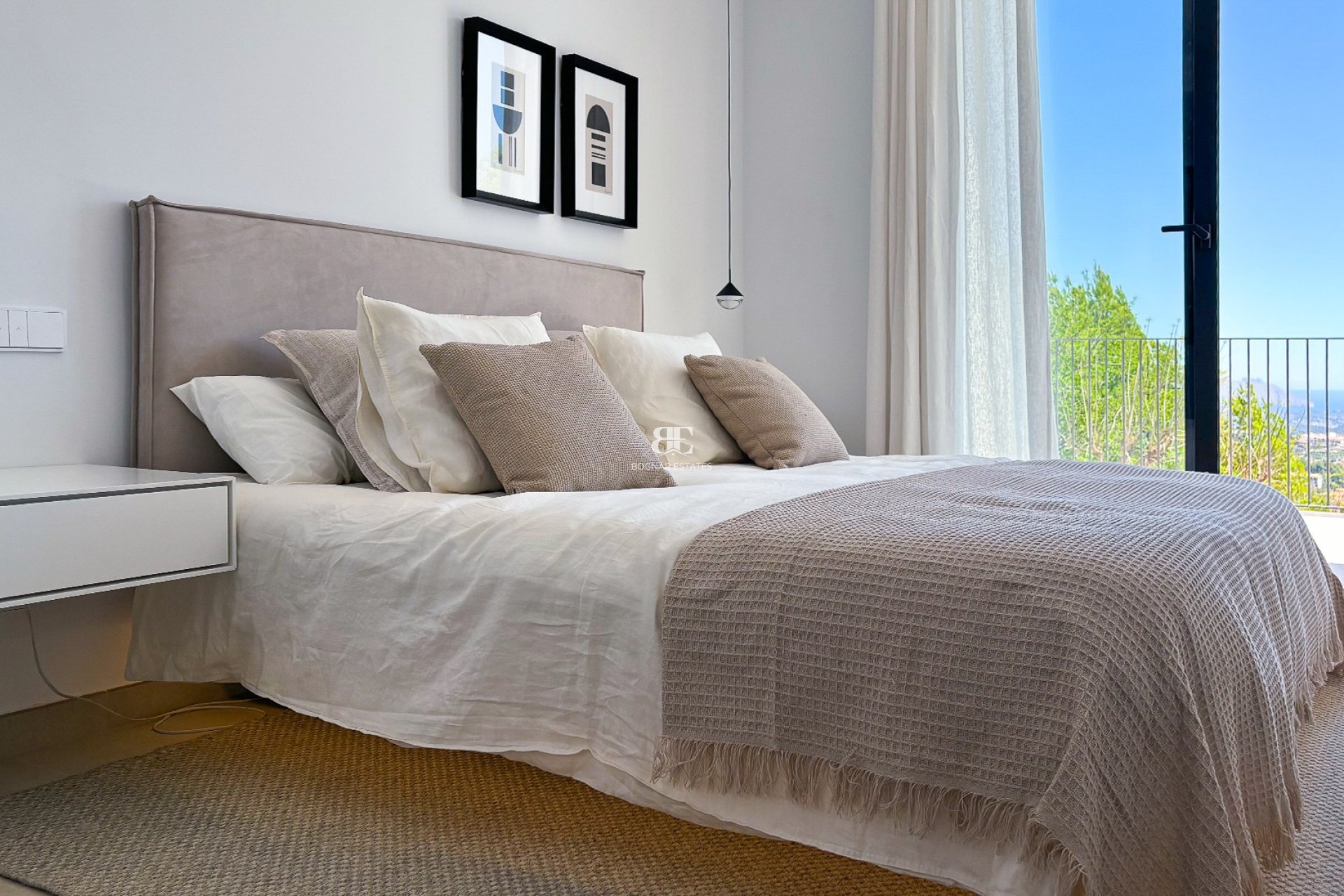 Resale - Villa -
Polop