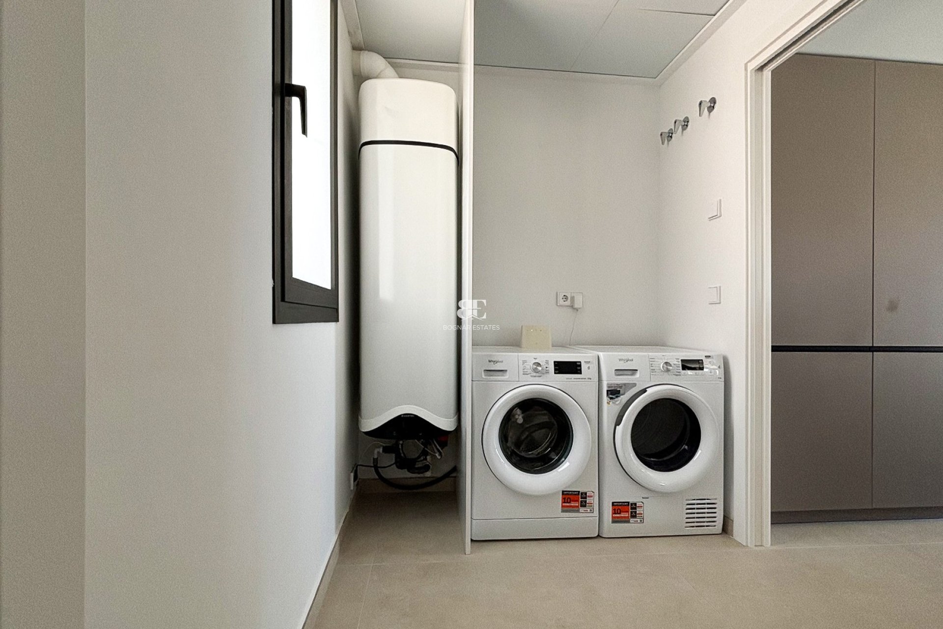 Resale - Villa -
Polop