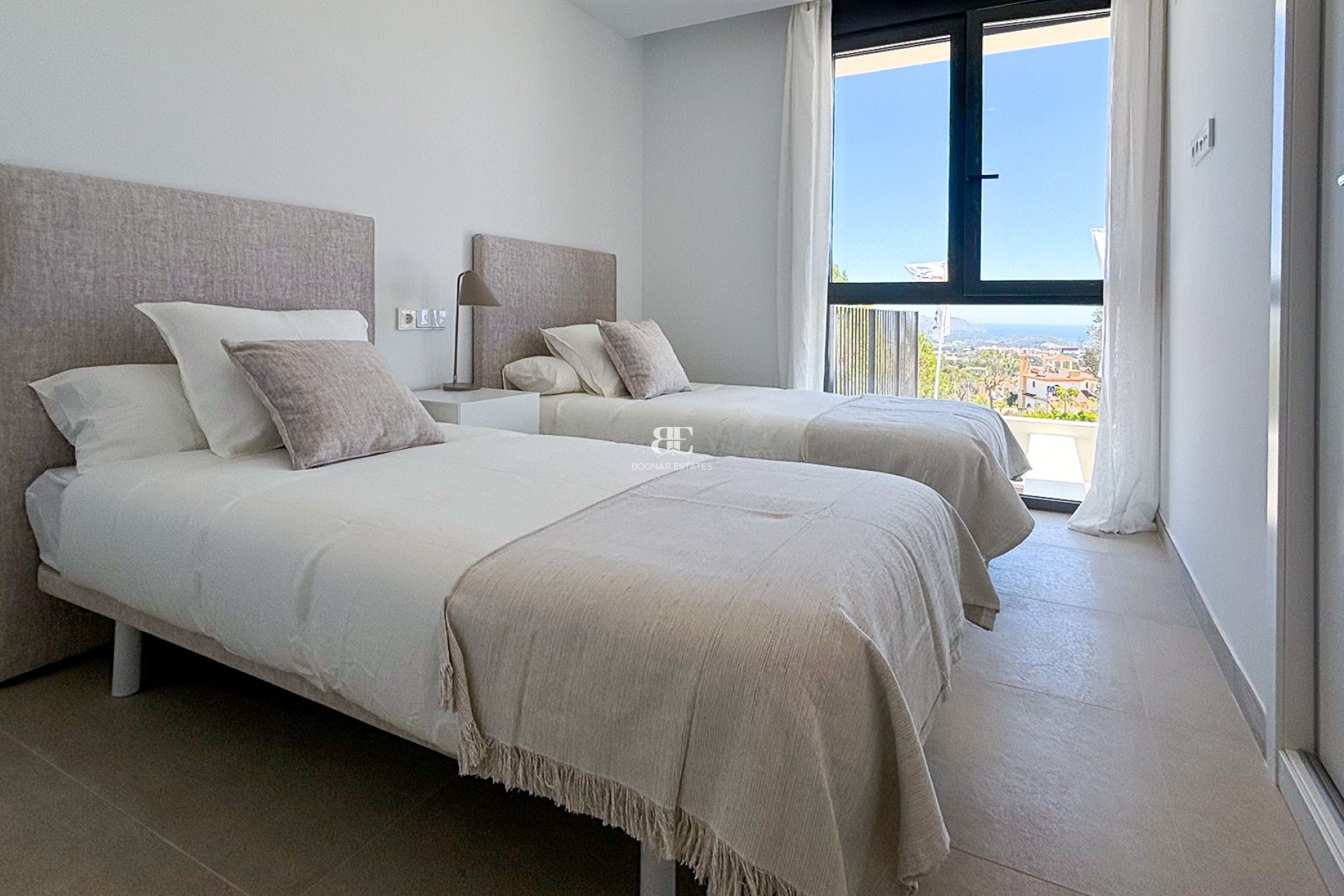 Resale - Villa -
Polop