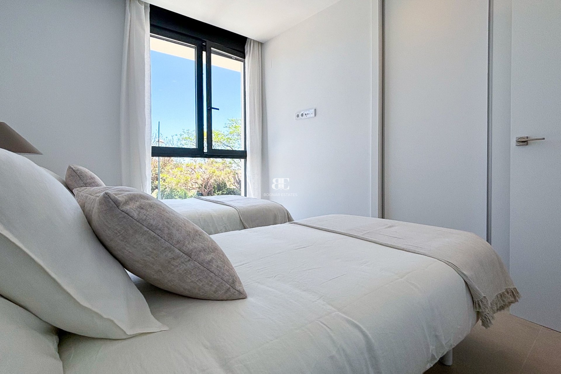 Resale - Villa -
Polop