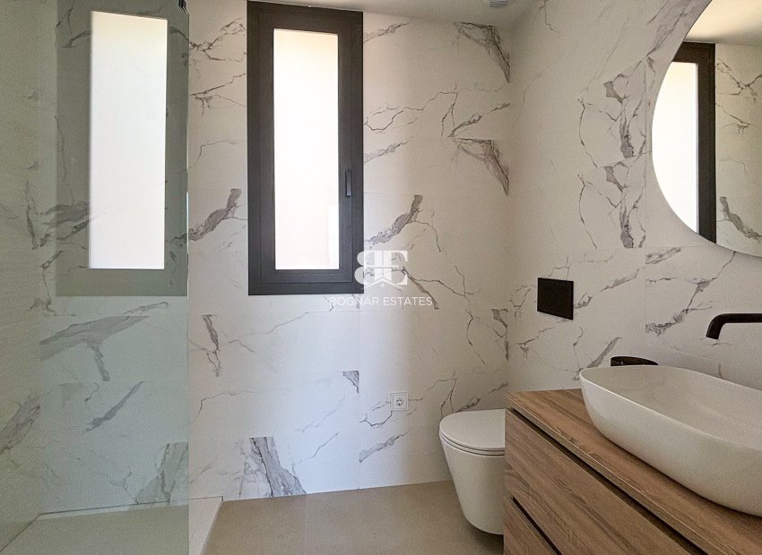 Resale - Villa -
Polop