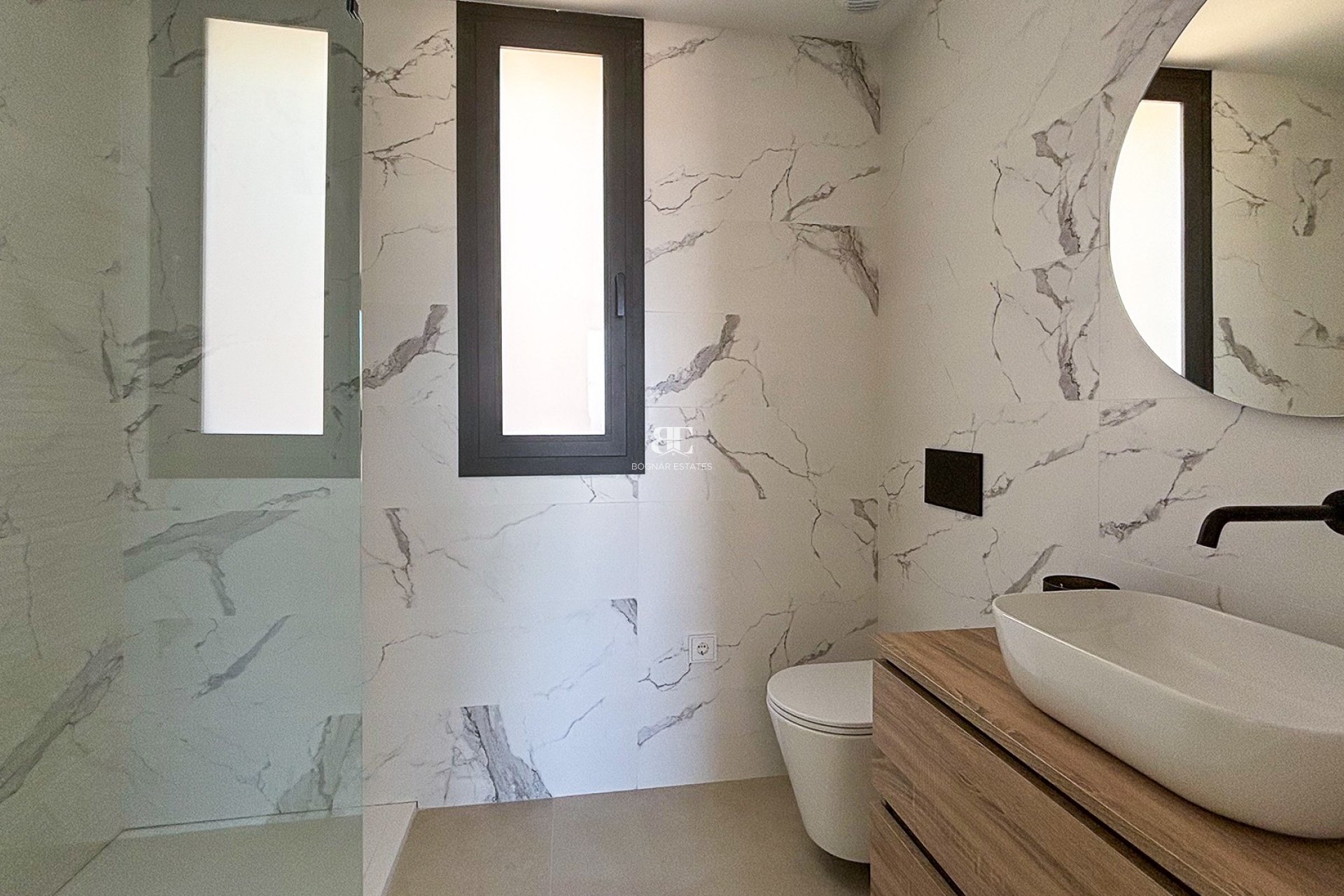 Resale - Villa -
Polop