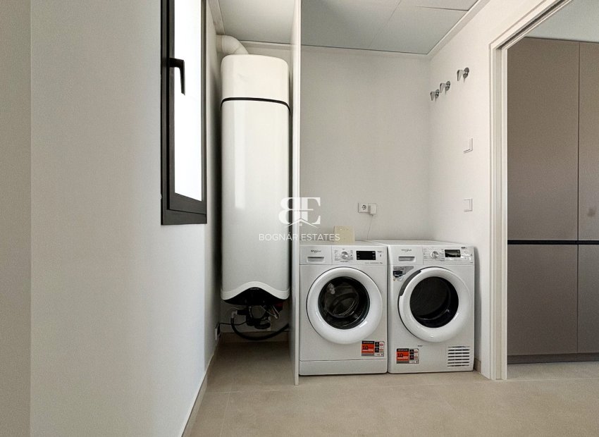 Resale - Villa -
Polop
