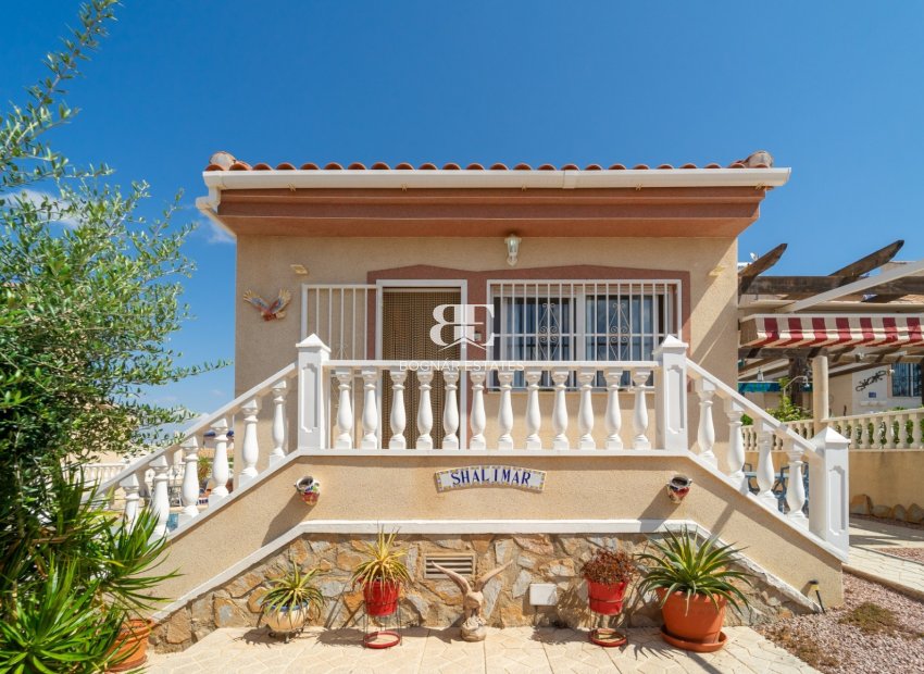 Resale - Villa -
Rojales - Benimar