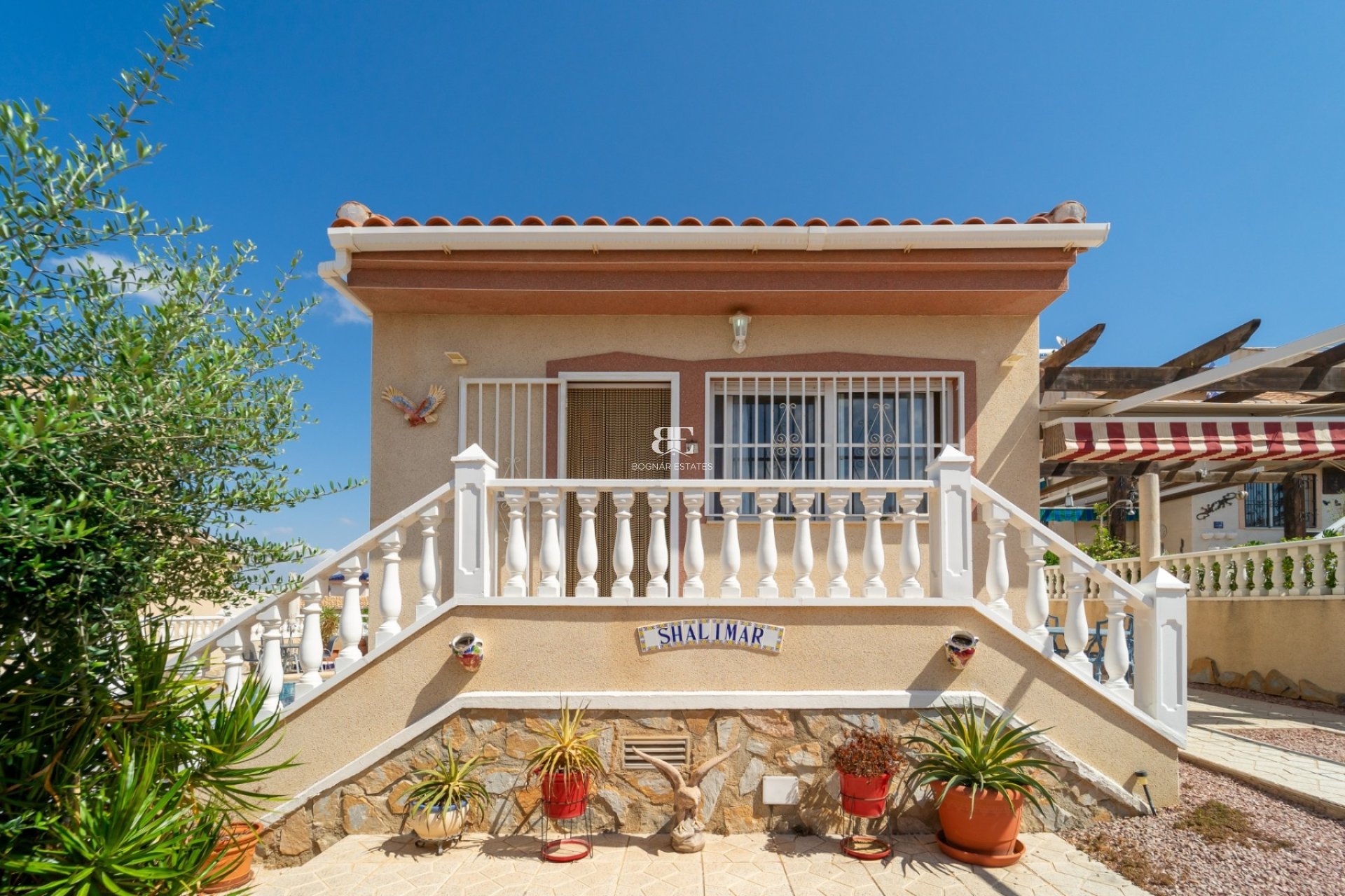 Resale - Villa -
Rojales - Benimar