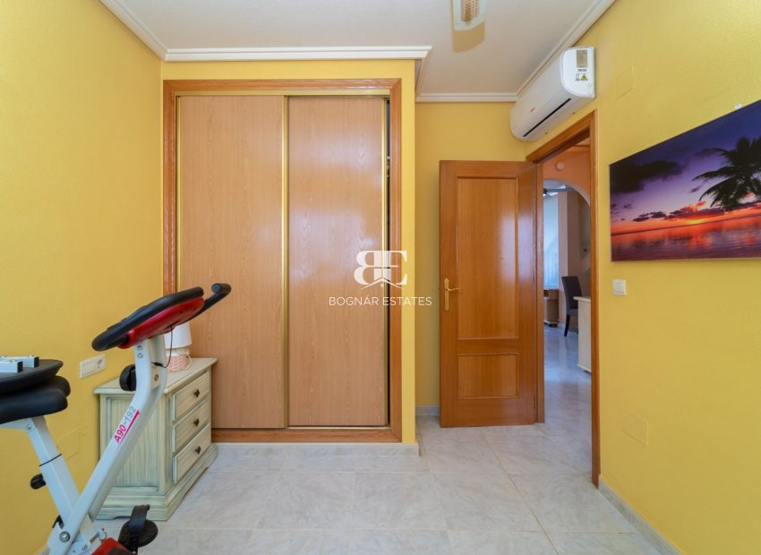 Resale - Villa -
Rojales - Benimar