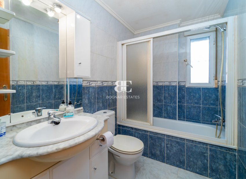 Resale - Villa -
Rojales - Benimar
