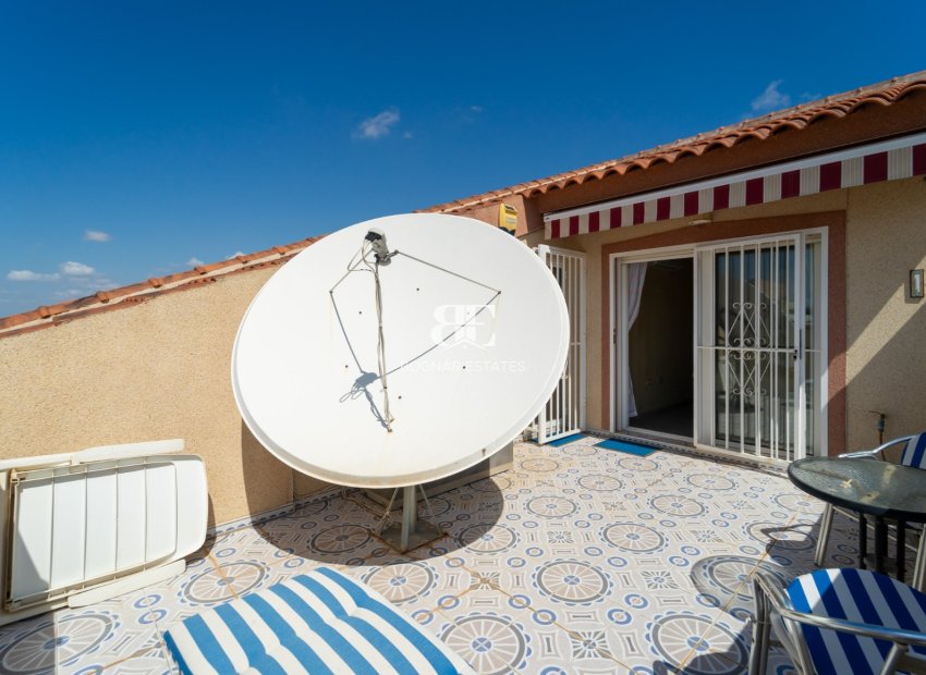 Resale - Villa -
Rojales - Benimar