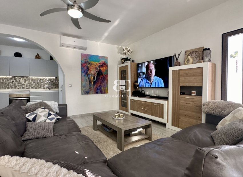 Resale - Villa -
Rojales - Ciudad Quesada