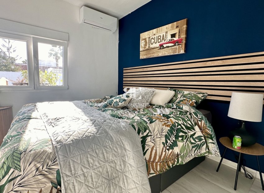 Resale - Villa -
Rojales - Ciudad Quesada