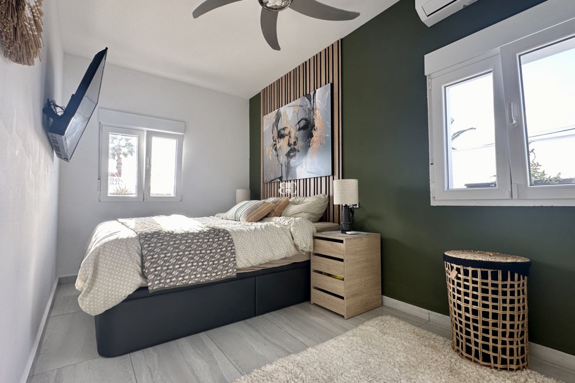 Resale - Villa -
Rojales - Ciudad Quesada