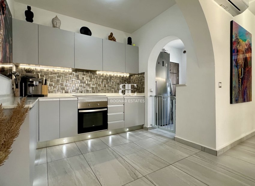 Resale - Villa -
Rojales - Ciudad Quesada