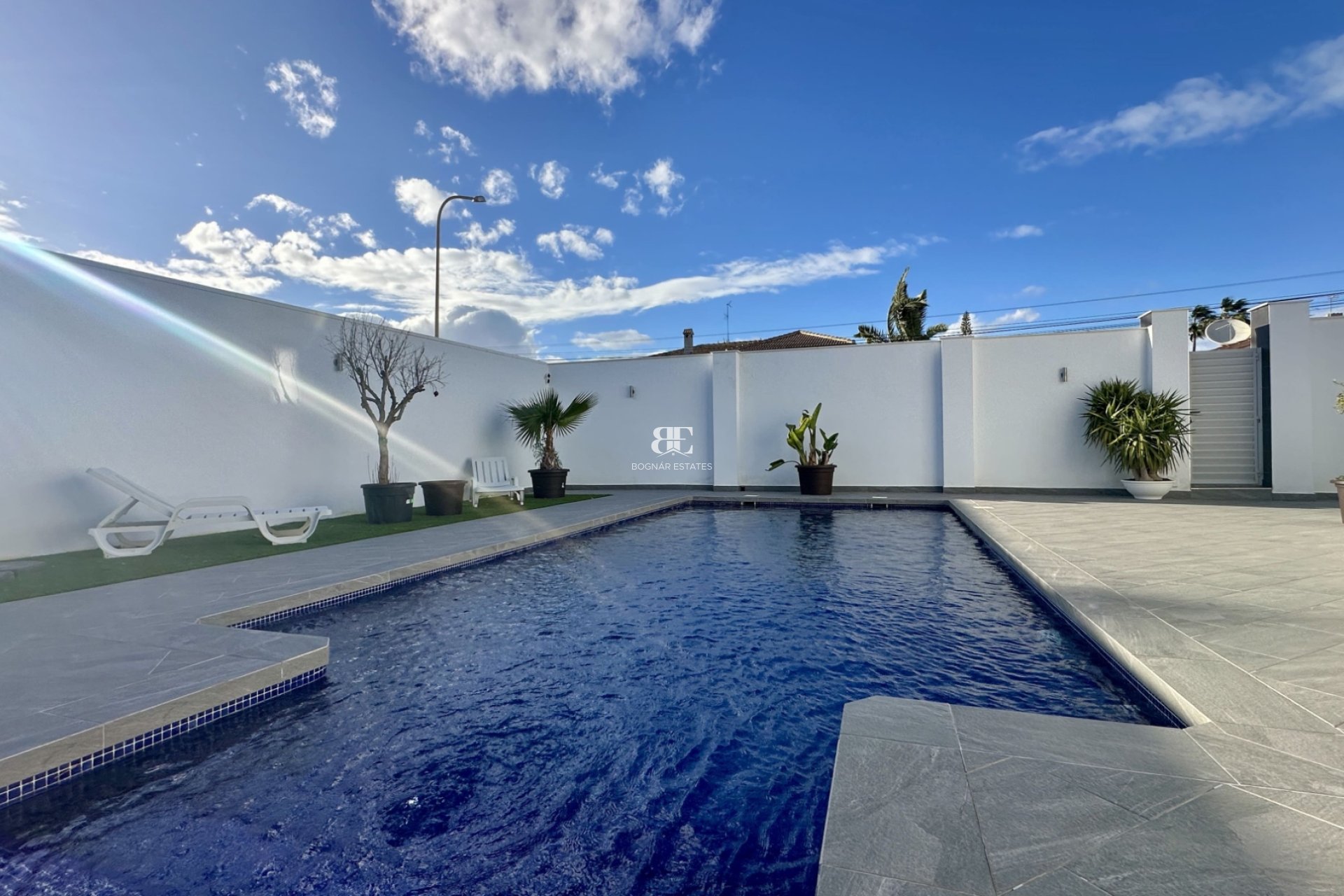 Resale - Villa -
Rojales - Ciudad Quesada