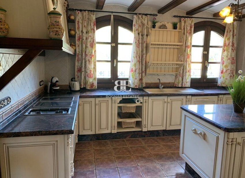 Resale - Villa -
Rojales - Ciudad Quesada