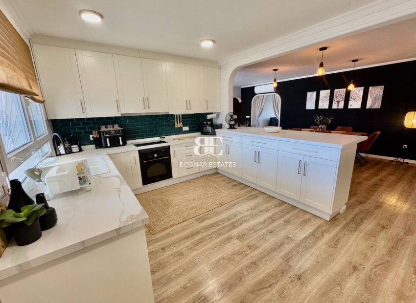 Resale - Villa -
Rojales - Ciudad Quesada